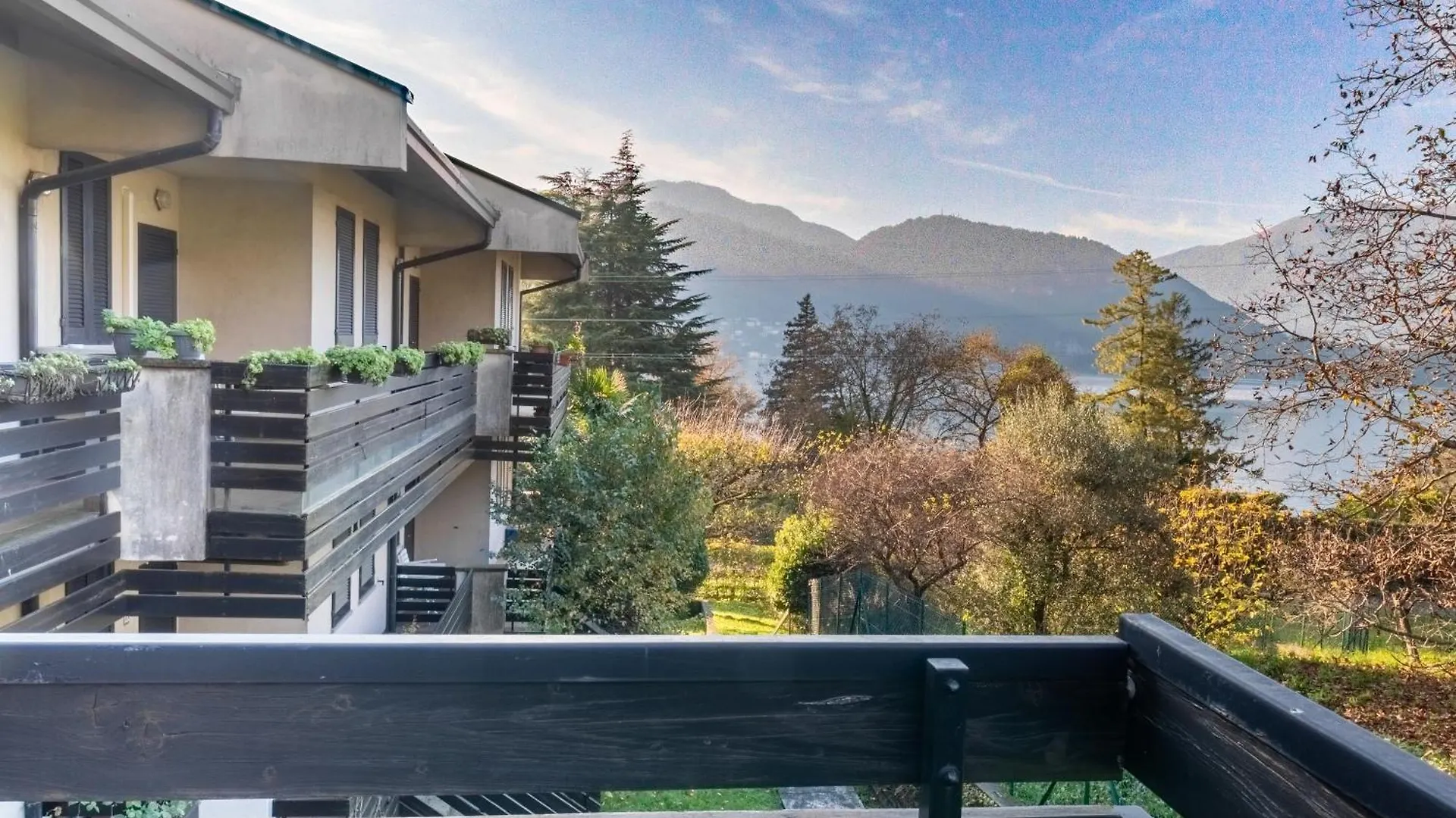 Blu Al Lago - Lago Di Como Lierna Apartment